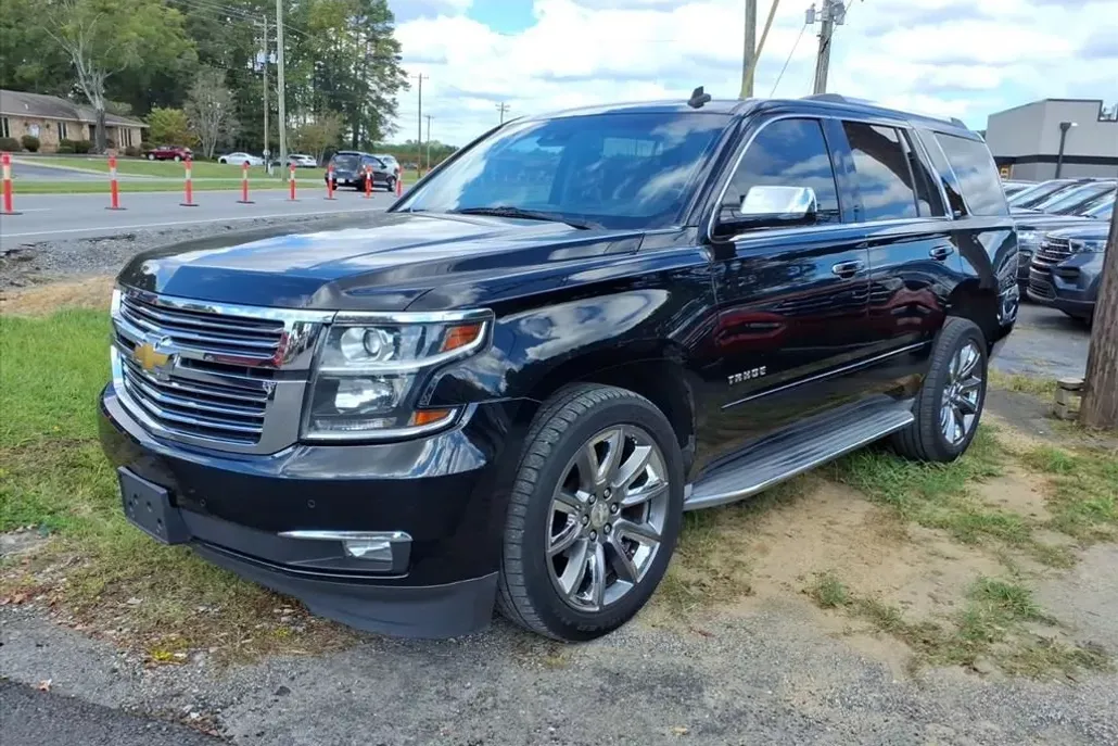 2015 Chevrolet Tahoe LTZ photo 1