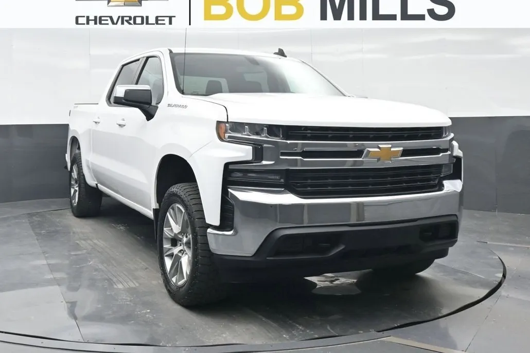 2019 Chevrolet Silverado 1500 LT photo 1
