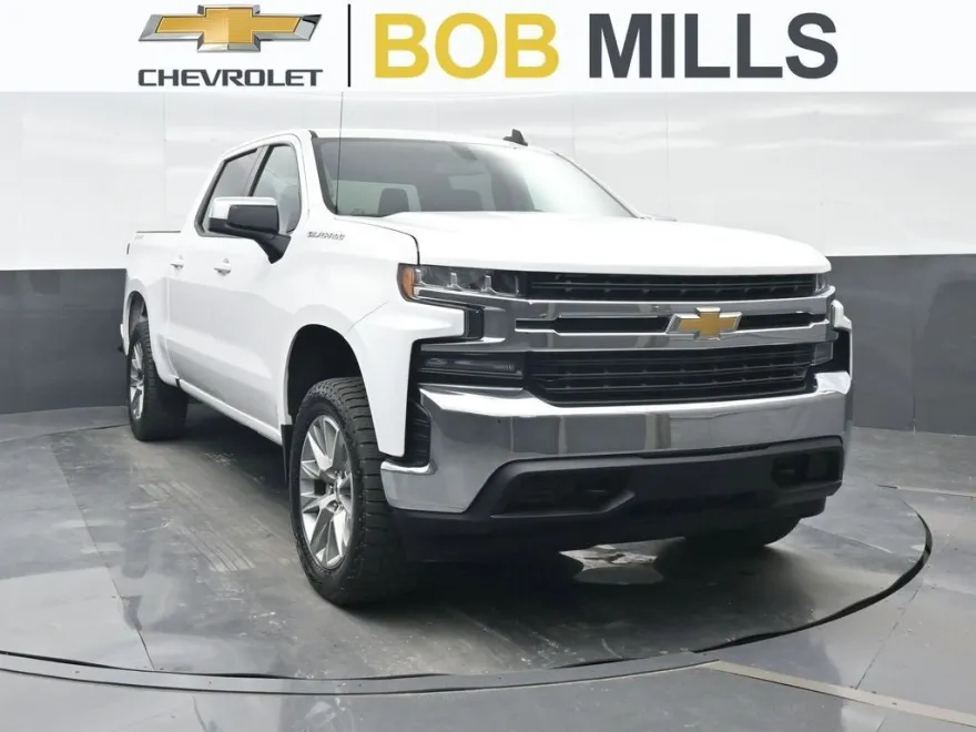 2019 Chevrolet Silverado 1500 LT photo 1