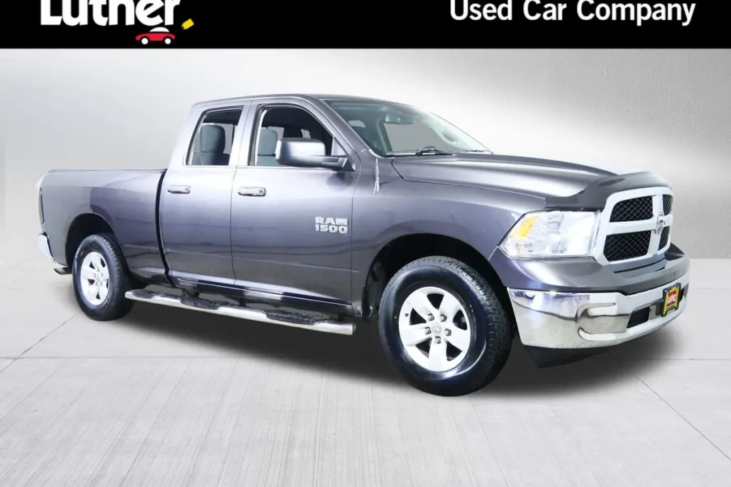 2016 Ram 1500 SLT photo 1