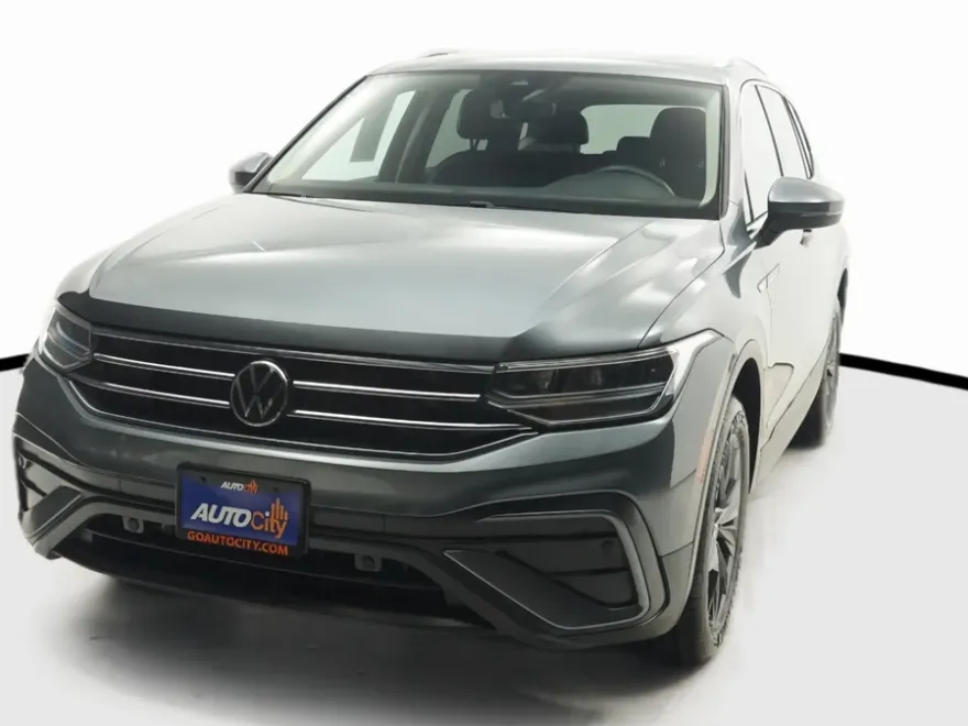 2022 Volkswagen Tiguan SE photo 1