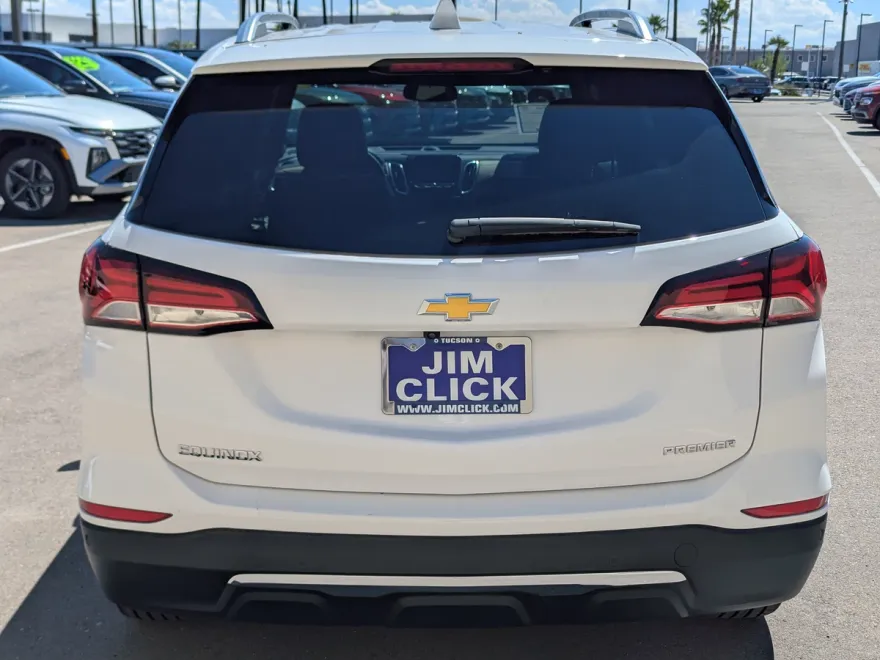 2024 Chevrolet Equinox Premier photo 1