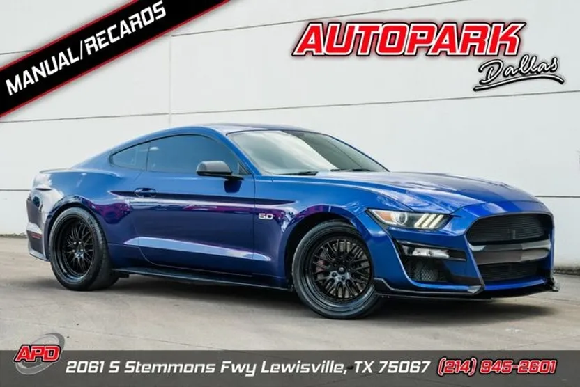 2015 Ford Mustang GT Premium photo 1