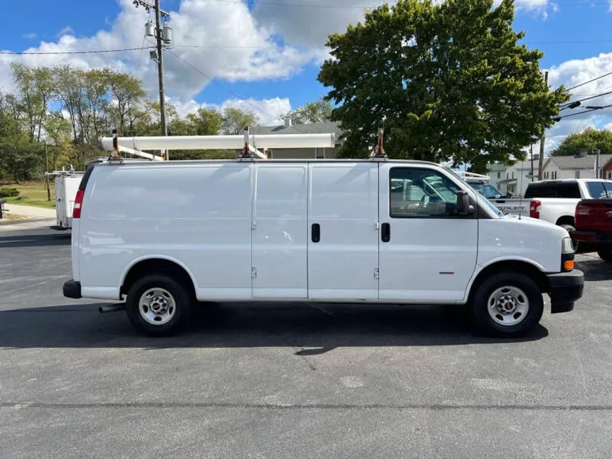 2018 Gmc Savana 2500 Cargo photo 1