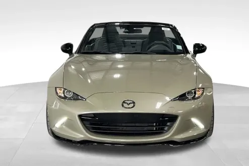 2023 Mazda MX-5 Miata Miata photo 2