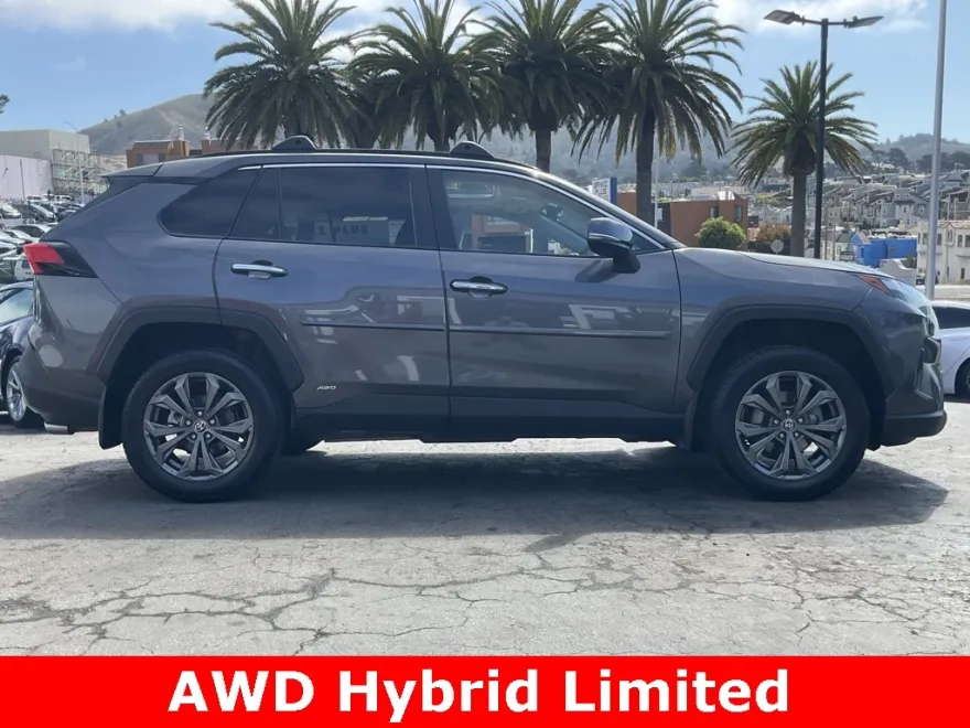 2022 Toyota RAV4 Hybrid Limited photo 1