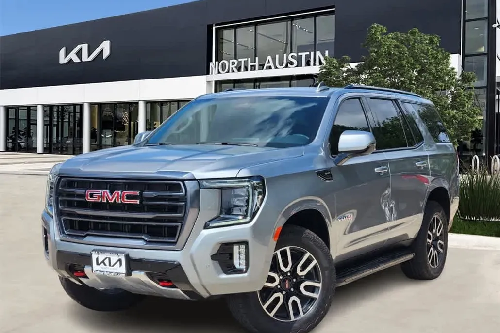 2024 Gmc Yukon AT4 photo 1
