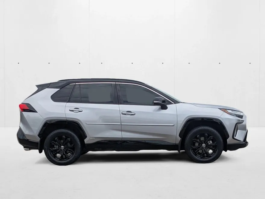 2022 Toyota RAV4 Hybrid XSE photo 1