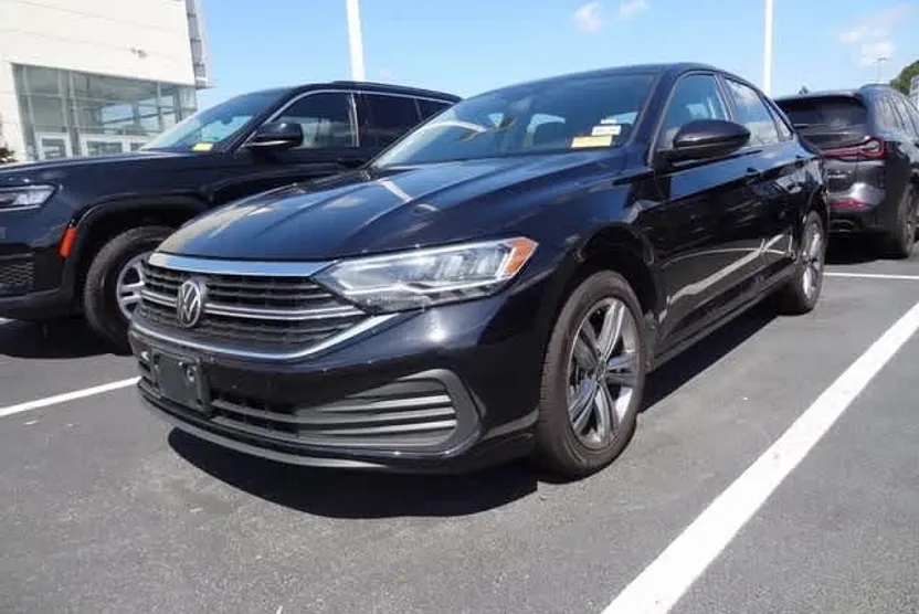 2024 Volkswagen Jetta SE photo 1