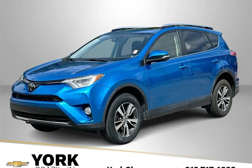 2018 Toyota RAV4 Adventure XLE photo 1