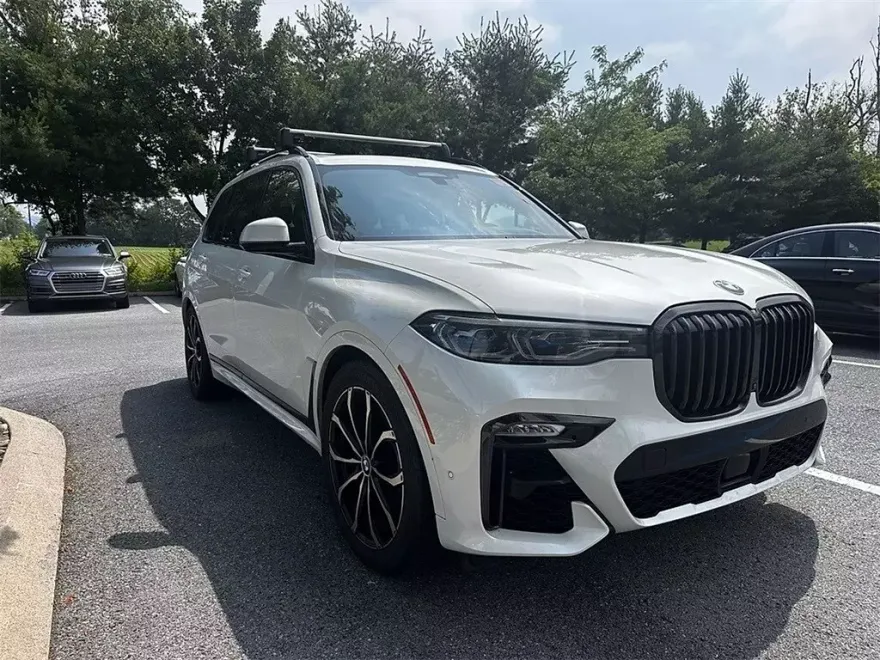 2021 Bmw X7 M50i photo 1