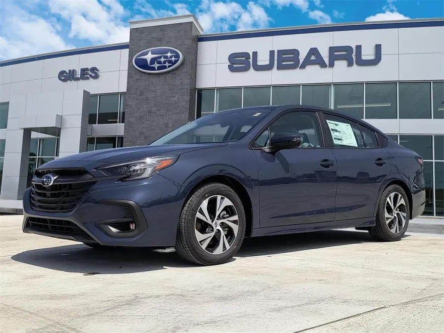 2025 Subaru Legacy Premium photo 1