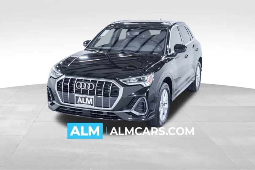2024 Audi Q3 S line Premium photo 1