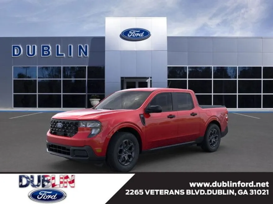 2025 Ford Maverick XLT photo 1