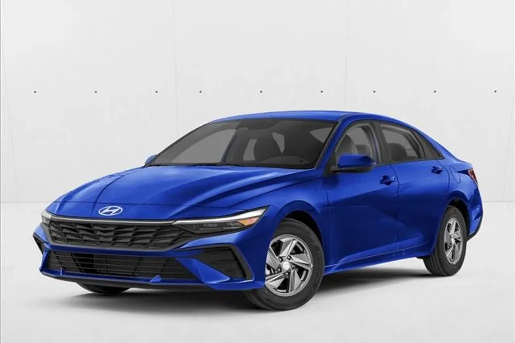 2025 Hyundai Elantra SE photo 1