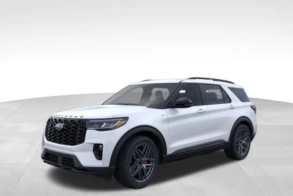 2025 Ford Explorer ST-Line photo 1