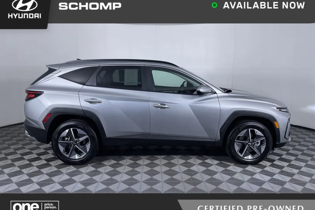 2025 Hyundai Tucson SEL photo 1