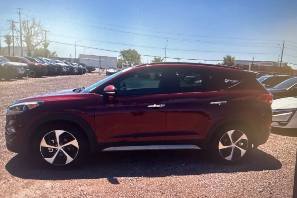 2017 Hyundai Tucson Limited photo 1