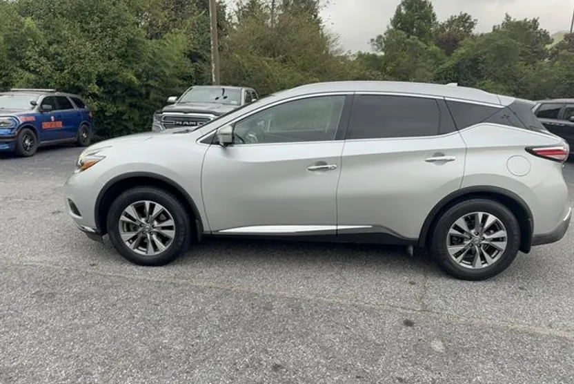 2018 Nissan Murano SL photo 1