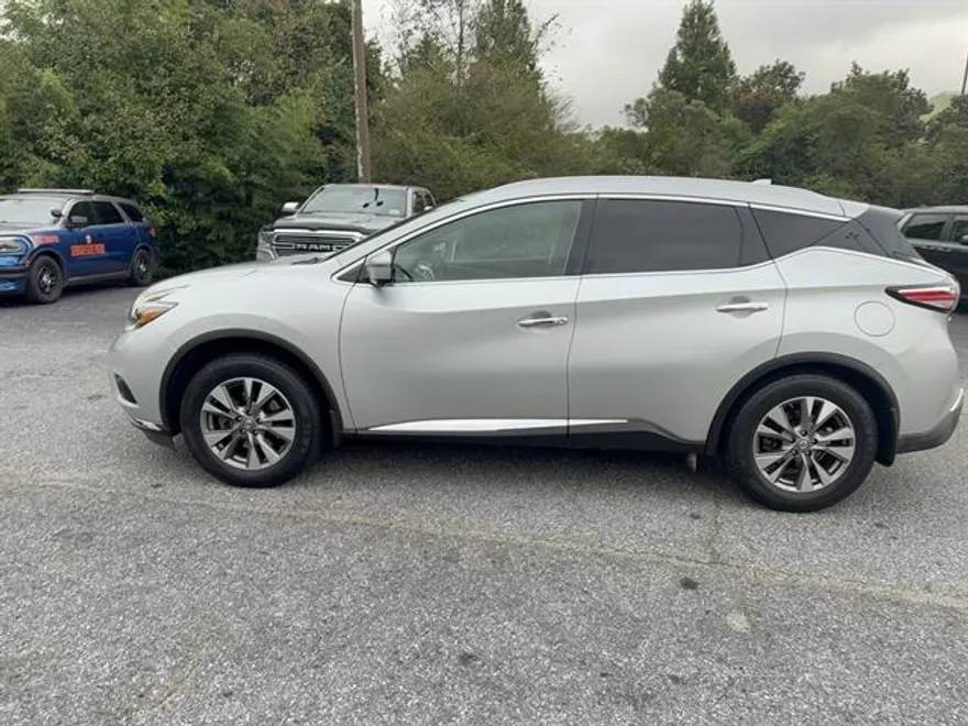 2018 Nissan Murano SL photo 1