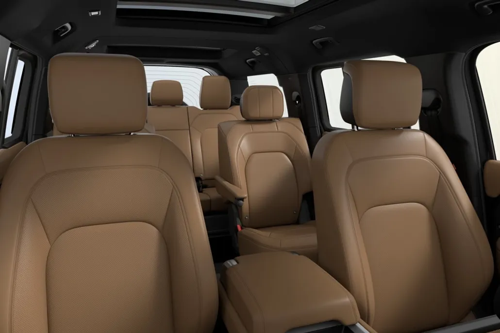 2025 Land Rover Defender X-Dynamic SE photo 1