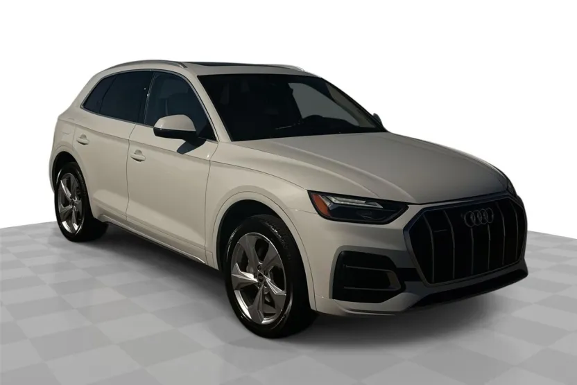 2021 Audi Q5 Premium Plus photo 1