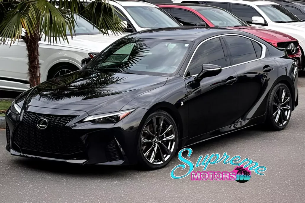 2022 Lexus IS 350 F SPORT photo 1