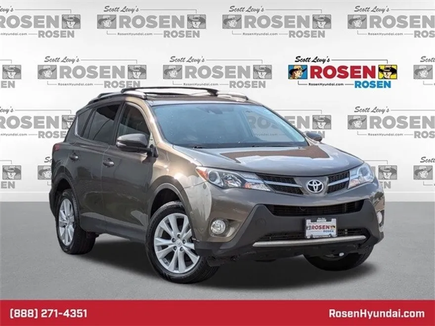 2015 Toyota RAV4 Limited photo 1