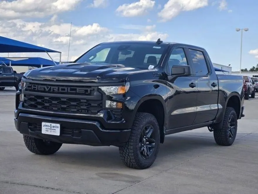2026 Chevrolet Silverado 1500 Custom Trail Boss photo 1