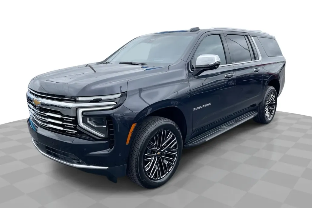 2025 Chevrolet Suburban Premier photo 1