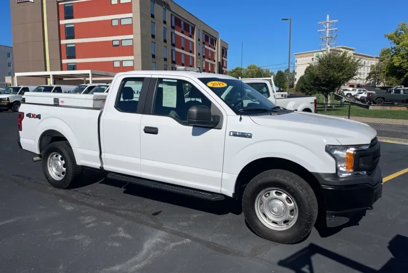 2019 Ford F-150 XL photo 1