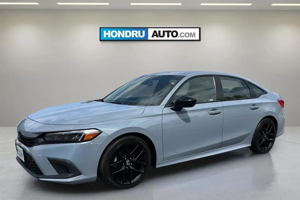 2022 Honda Civic Sport photo 1