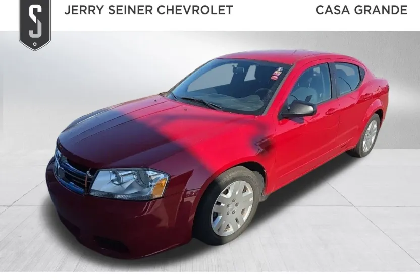 2012 Dodge Avenger SE photo 1
