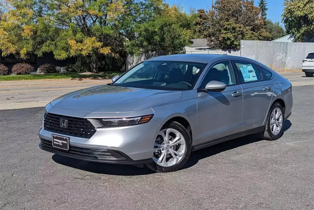 2025 Honda Accord LX photo 1