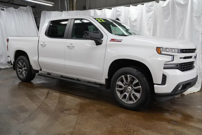 2022 Chevrolet Silverado 1500 RST photo 1