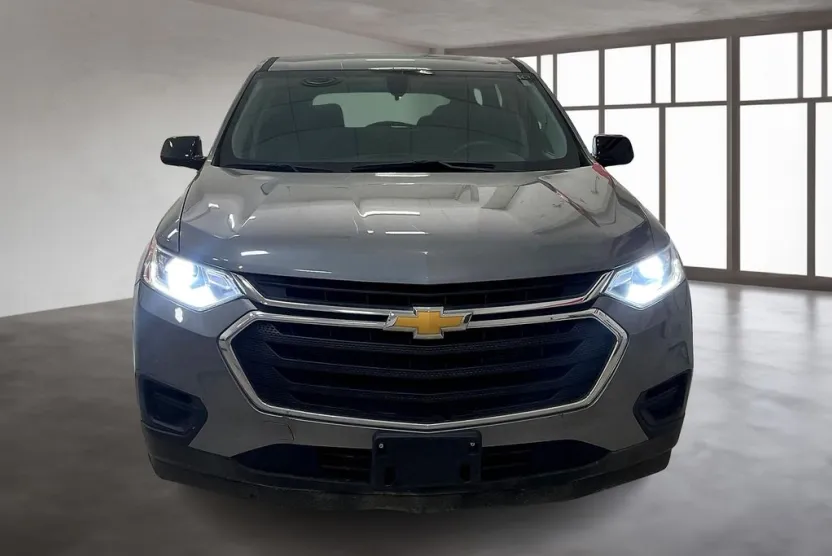 2020 Chevrolet Traverse LS photo 1
