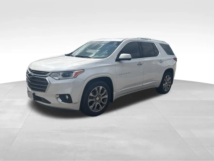 2020 Chevrolet Traverse Premier photo 1