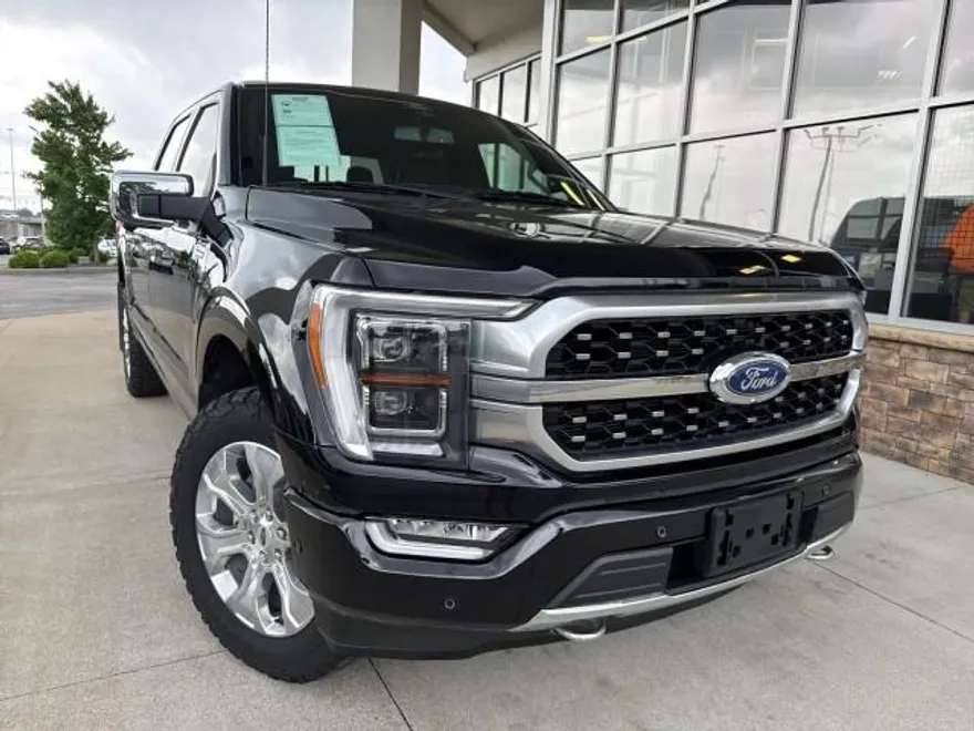 2022 Ford F-150 Platinum photo 1