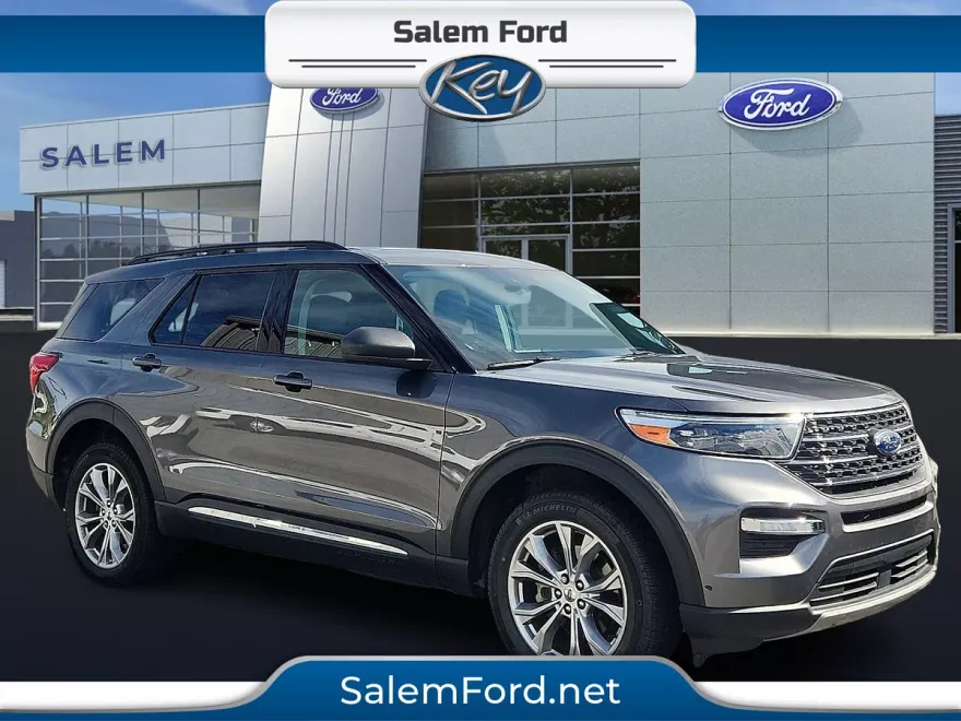 2022 Ford Explorer XLT Sport photo 1