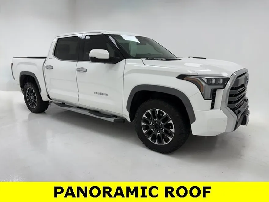 2023 Toyota Tundra Limited photo 1