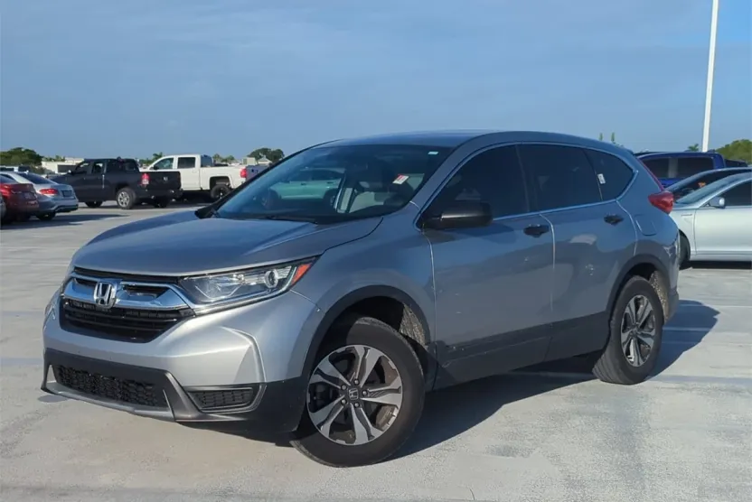 2017 Honda CR-V LX photo 1