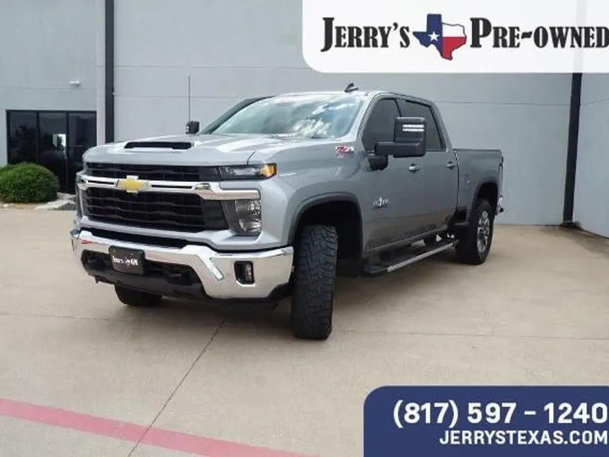 2024 Chevrolet Silverado 2500HD LT photo 1