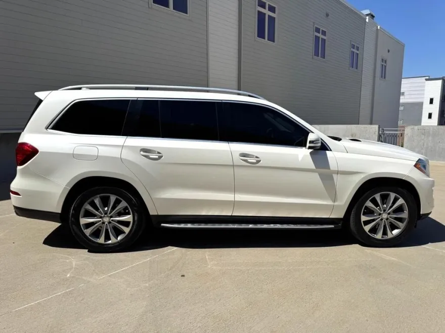 2015 Mercedes Benz GL 450 photo 1