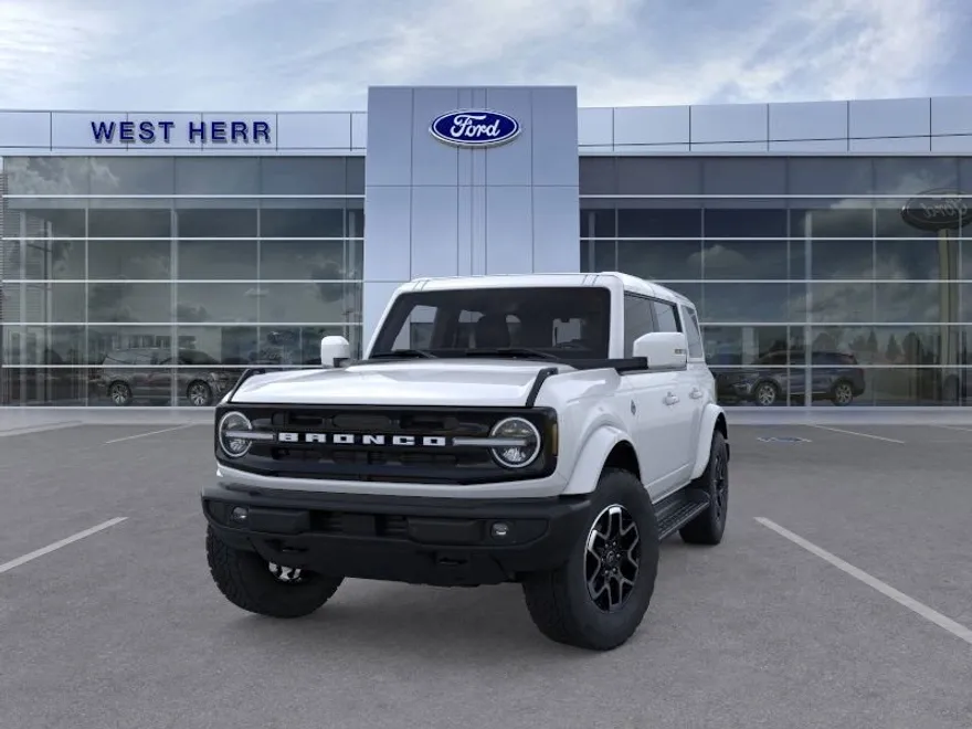 2025 Ford Bronco Outer Banks photo 1