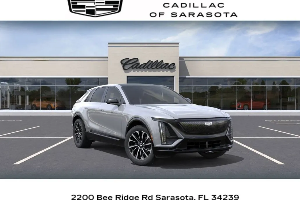 2025 Cadillac Lyriq Sport photo 1