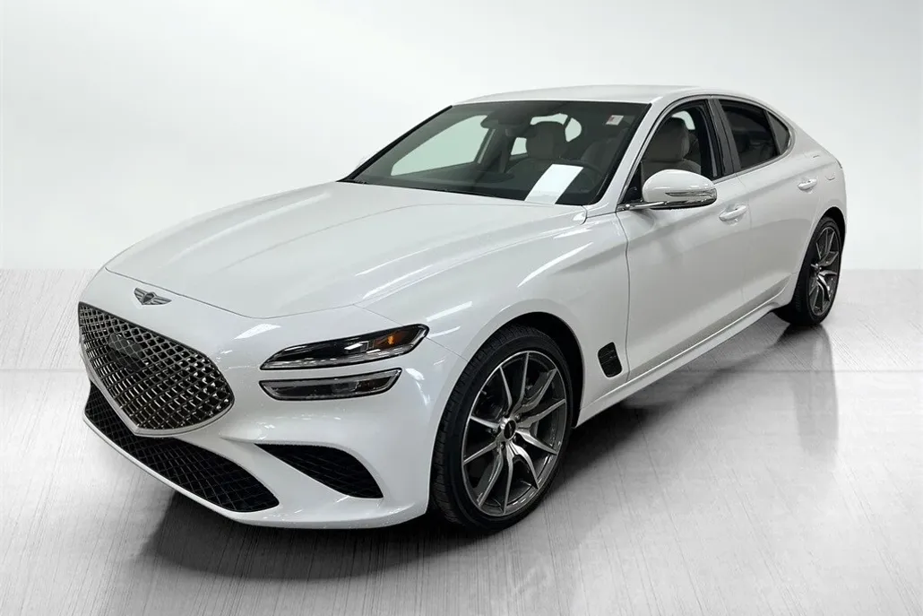 2025 Genesis G70 2.5T photo 1