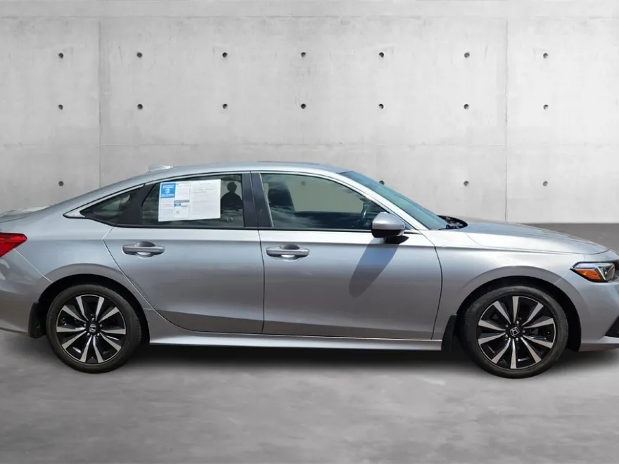 2022 Honda Civic EX photo 1