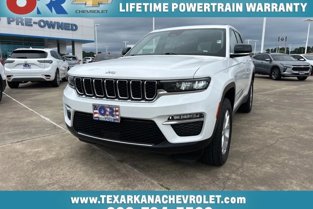 2023 Jeep Grand Cherokee Limited photo 1