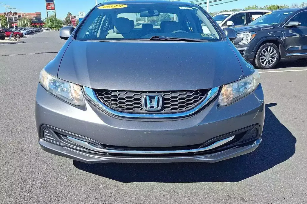 2013 Honda Civic LX photo 1