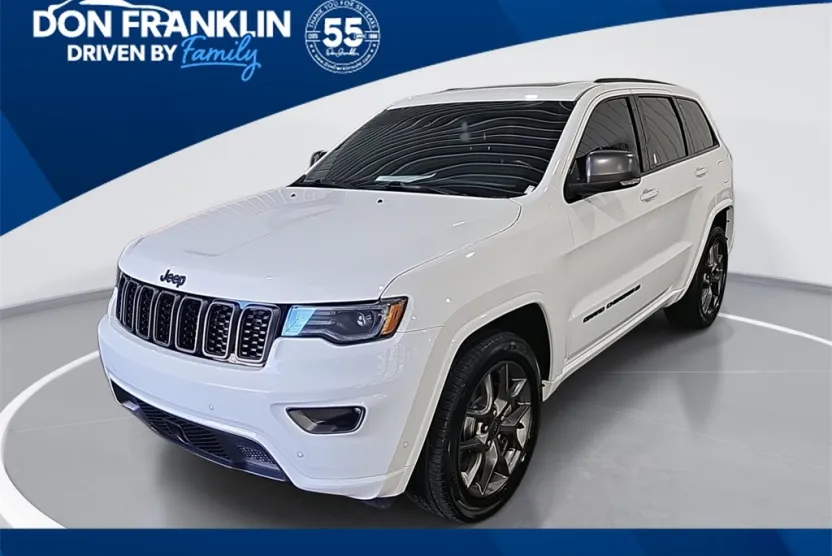 2021 Jeep Grand Cherokee Anniversary Edition photo 1